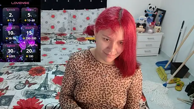 Snapshot of soniafuckboobs chatting on 7, 5, 2026 soniafuckboobs online show from 7, 5, 2026