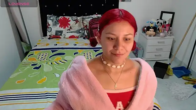 Snapshot of soniafuckboobs chatting on 24, 4, 2026 soniafuckboobs online show from 24, 4, 2026