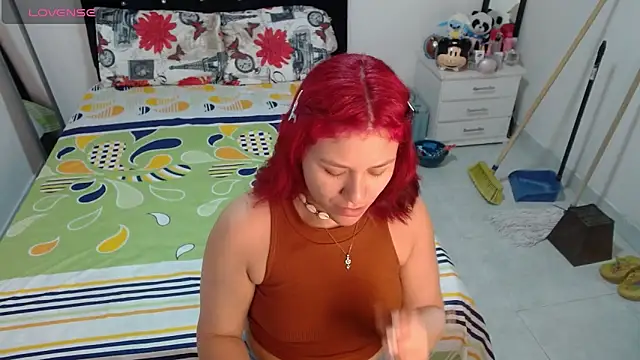 Snapshot of soniafuckboobs chatting on 23, 4, 2026 soniafuckboobs online show from 23, 4, 2026