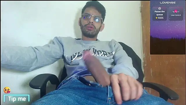 GrayHornyX online show from 13, 4, 2026