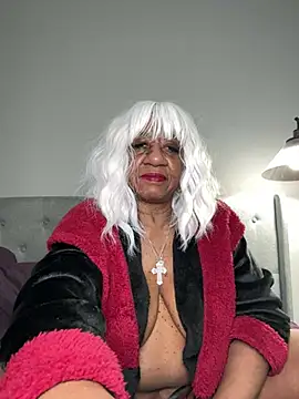 BreanaDivine online show from 3, 3, 2025