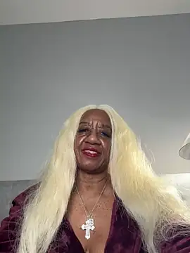 BreanaDivine online show from 22, 2, 2025