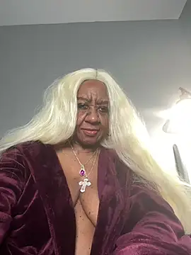 BreanaDivine online show from 15, 2, 2025