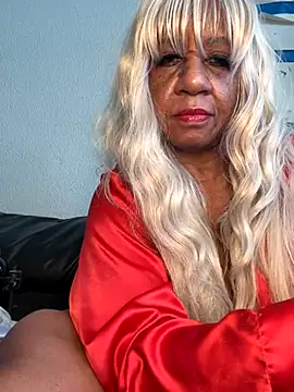 BreanaDivine online show from 26, 10, 2025