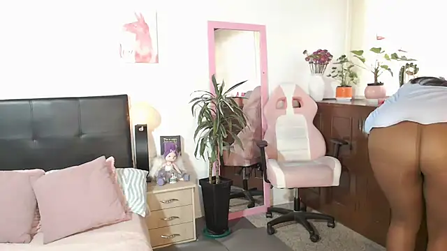 DonaBella17 online show from 21, 10, 2025