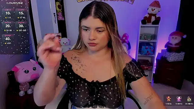chloejones   online show from 4, 12, 2024