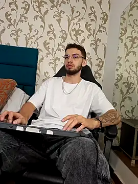 Michael magno online show from 31, 3, 2026