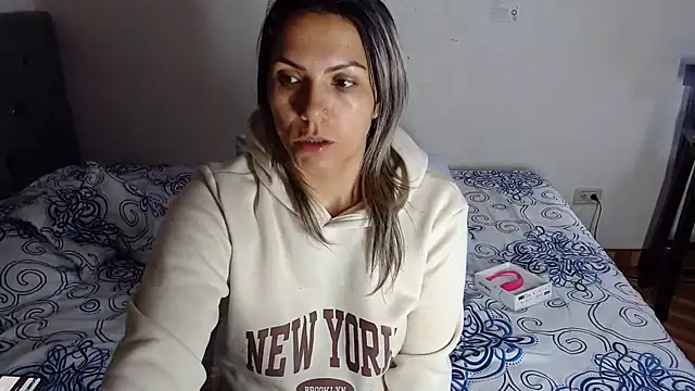 Snapshot of Chantal_hott chatting on 14, 7, 2026 Chantal hott online show from 14, 7, 2026
