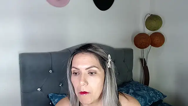 Chantal hott online show from 7, 5, 2026