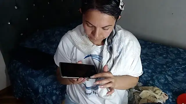 Chantal hott online show from 5, 5, 2026
