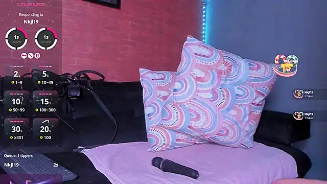 Salome Villa online show from 14, 4, 2026