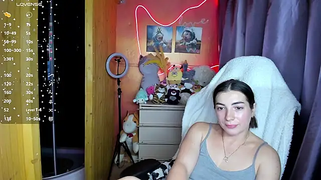 Fiery Brunette  online show from 7, 3, 2026