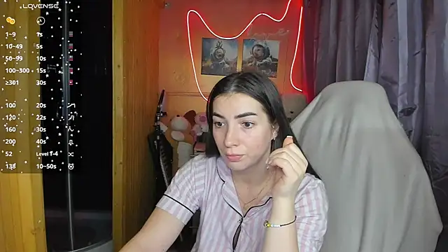 Fiery Brunette  online show from 1, 3, 2025