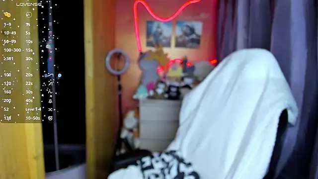 Snapshot of Fiery_Brunette_ chatting on 3, 3, 2026 Fiery Brunette online show from 3, 3, 2026