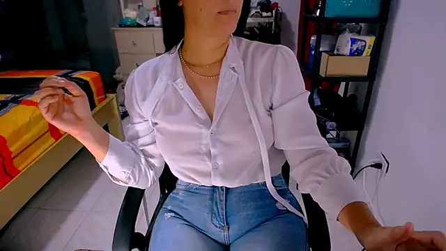 BitterMomXxx online show from 28, 5, 2026