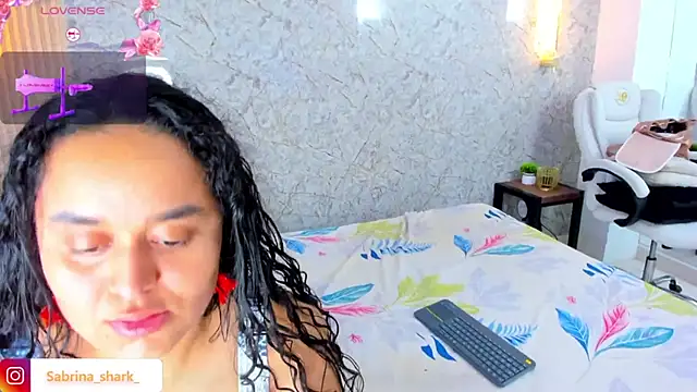 sabrina shark  online show from 17, 10, 2025