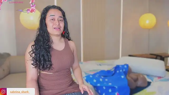 sabrina shark  online show from 19, 9, 2025