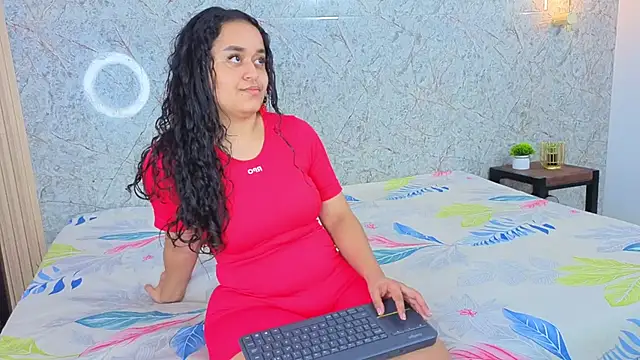 Snapshot of sabrina_shark_ chatting on 23, 12, 2025 sabrina shark online show from 23, 12, 2025