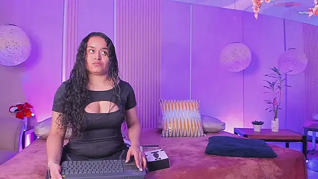 sabrina shark  online show from 6, 3, 2026