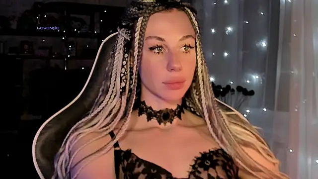 Snapshot of elena_addiction chatting on 8, 7, 2026 elena addiction online show from 8, 7, 2026
