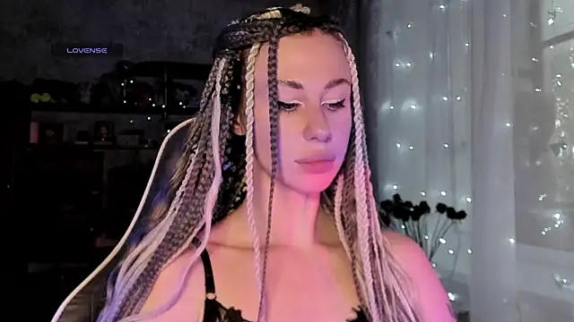 Snapshot of elena_addiction chatting on 7, 7, 2026 elena addiction online show from 7, 7, 2026