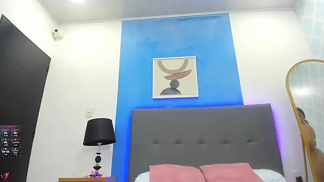 ayla13  online show from 2, 10, 2025