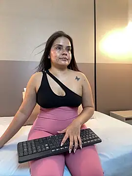 ayla13  online show from 28, 2, 2026