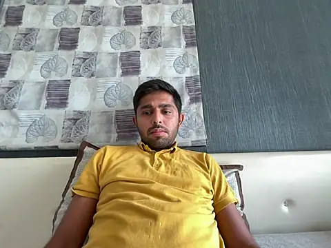 rhuh3991 online show from 8, 4, 2026