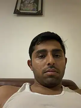 Snapshot of rhuh3991 chatting on 15, 6, 2026 rhuh3991 online show from 15, 6, 2026