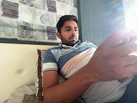 rhuh3991 online show from 9, 4, 2026