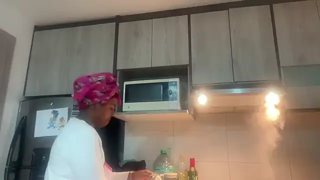 ChocolateCakeQueen online show from 15, 2, 2026