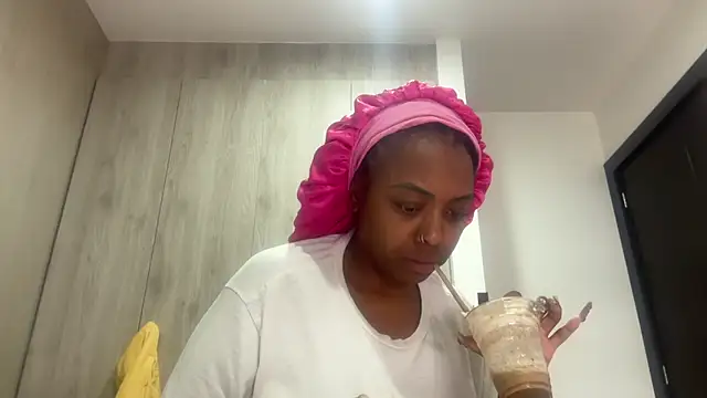 ChocolateCakeQueen online show from 12, 3, 2026