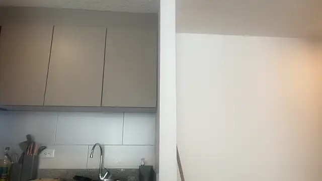 ChocolateCakeQueen online show from 17, 12, 2025