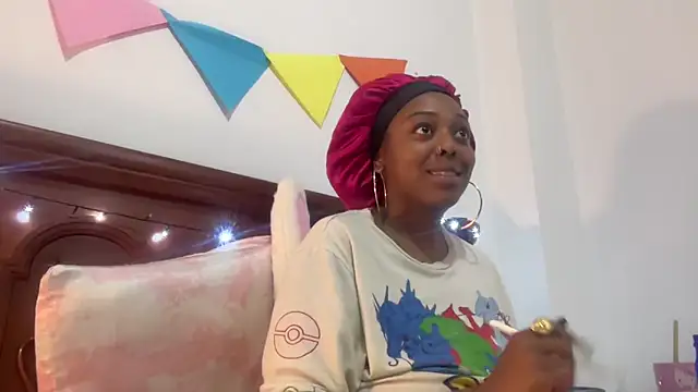 ChocolateCakeQueen online show from 11, 11, 2025