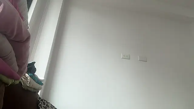 ChocolateCakeQueen online show from 6, 11, 2025