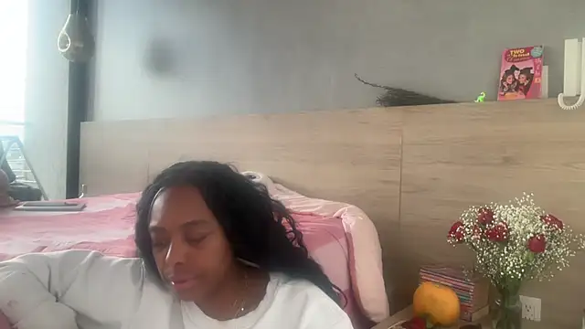 ChocolateCakeQueen online show from 17, 4, 2026