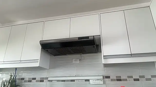 ChocolateCakeQueen online show from 5, 10, 2025