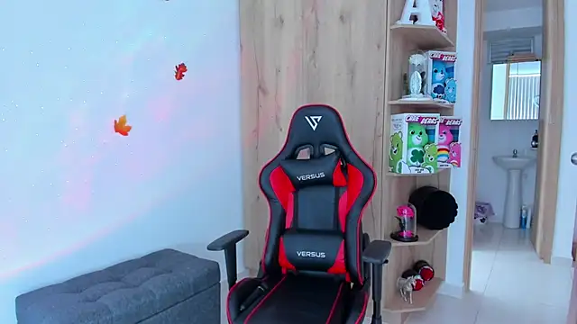  amanda seyfried19 online show from 24, 2, 2025