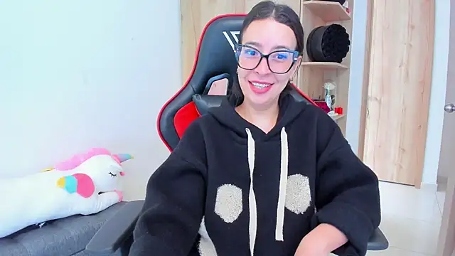  amanda seyfried19 online show from 5, 2, 2026