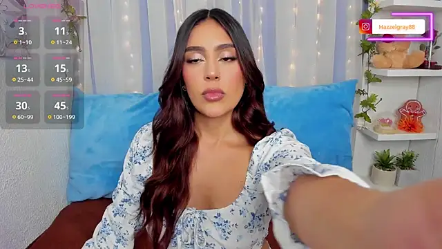 HazzelGray online show from 17, 10, 2025