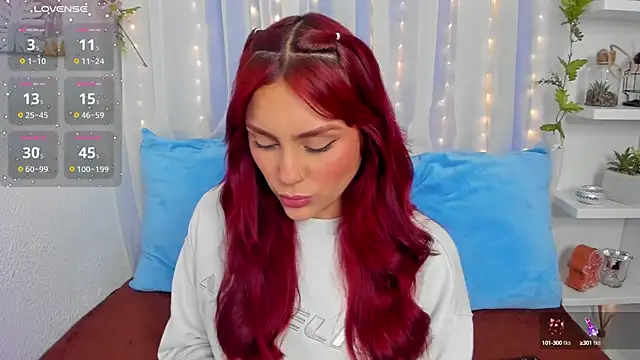 HazzelGray online show from 3, 12, 2024