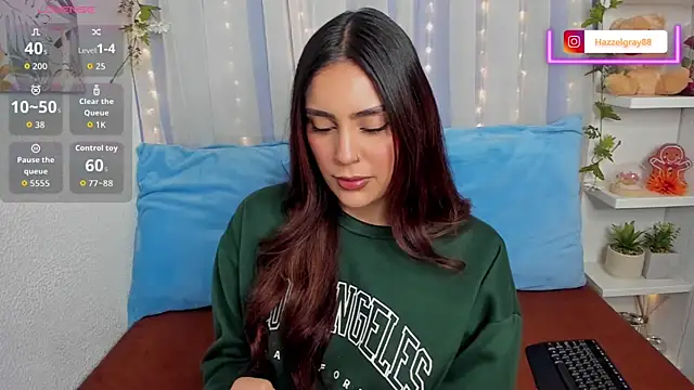 HazzelGray online show from 14, 9, 2025