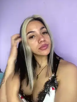 hannahb-e online show from 8, 3, 2025