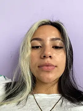 hannahb-e online show from 18, 3, 2025