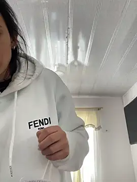 hannahb-e online show from 2, 10, 2025