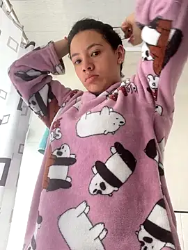 hannahb-e online show from 25, 9, 2025