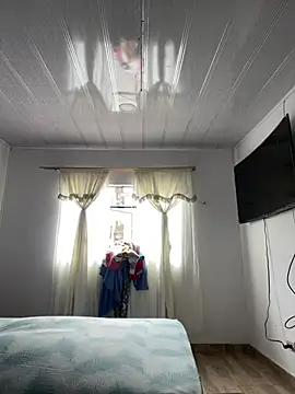 hannahb-e online show from 5, 2, 2026