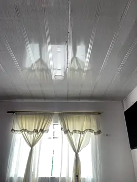 hannahb-e online show from 10, 9, 2025