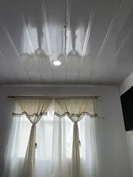 hannahb-e online show from 24, 9, 2025