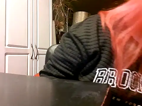 EXOTICLEXXXI online show from 6, 3, 2025